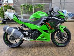 カワサキ　Ｎｉｎｊａ　４００　　ＫＲＴ