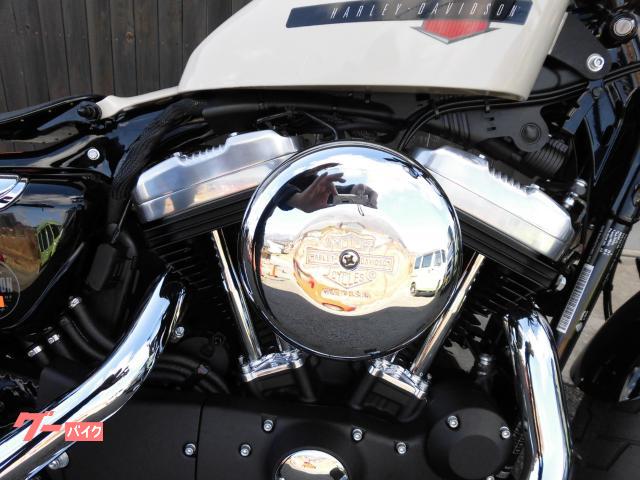 Harley-Davidson XL1200X ファイナルエディション　シート 写真] HarleyDavidson-22_xl1200x_f54_r │ ハーレー最後の空冷