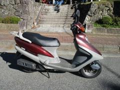 ホンダ　スペイシー１２５　前後タイヤ・ドライブベルト・クラッチウエイトセット・リアブレーキシュー・バッテリー新品・シート張替