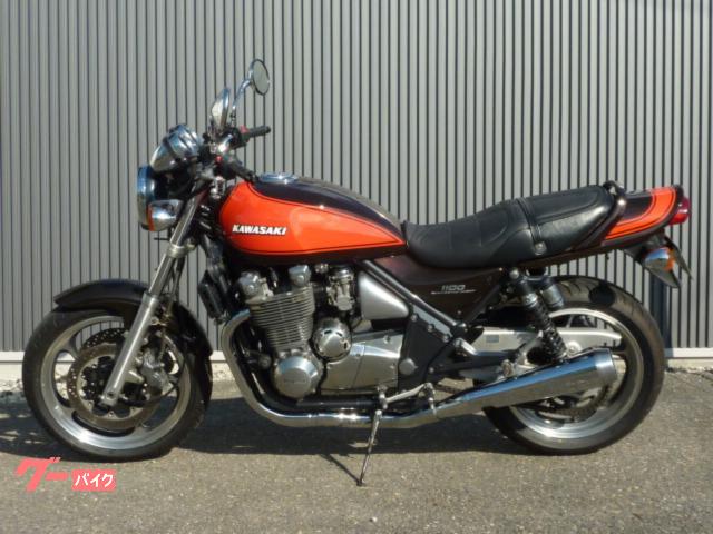 新品★ゼファー１１００（ＺＲ１１００）★純正インシュレーター