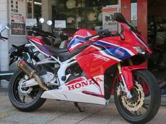 ホンダ　ＣＢＲ２５０ＲＲ　　アクラポビッチサイレンサー・ベビーフェイス社製エンジンスライダー・シングルシート付き