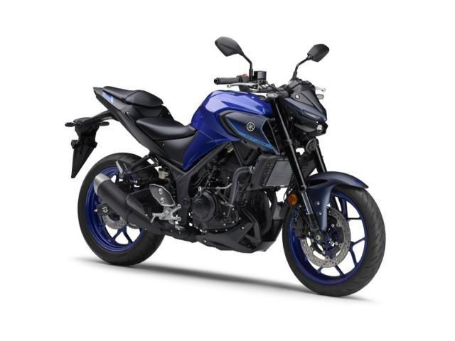 ヤマハ ＭＴ－０３（３２０ｃｃ） 最新８ＢＬ－ＲＨ２１Ｊ型｜赤い３輪