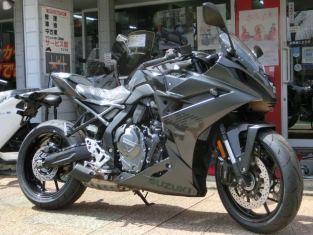 スズキ ＧＳＸ－８Ｒ 最新２０２４年 Ｎｅｗモデル｜赤い３輪車｜新車・中古バイクなら【グーバイク】