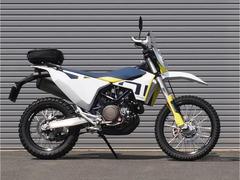 ＨＵＳＱＶＡＲＮＡ　７０１エンデューロ　ＡＫＲＡ　Ｓ／Ｏ　キャリアバッグなど