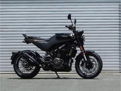 ＨＵＳＱＶＡＲＮＡ　スヴァルトピレン４０１　ＡＢＳ付き　ノーマル車