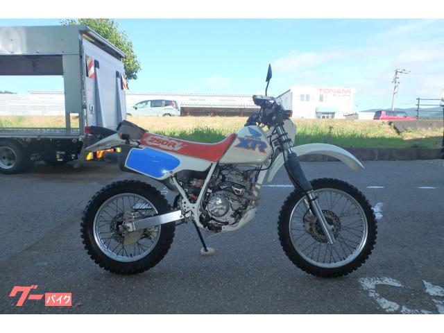 ＸＲ２５０Ｒ　逆輸入車　樹脂タンク　レーサー