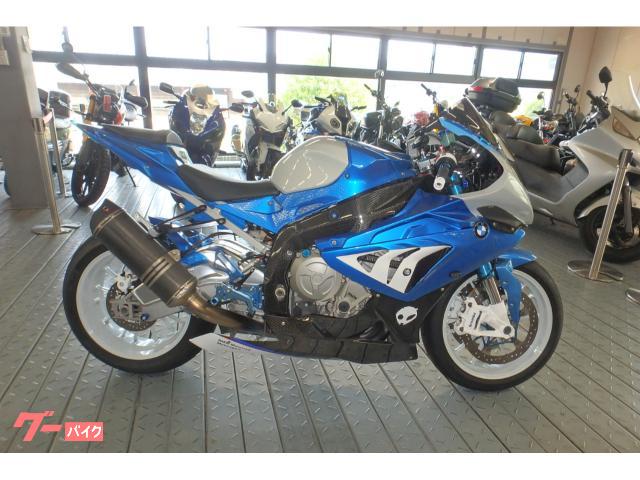 Ｆ９００Ｒ