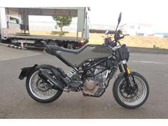 ＨＵＳＱＶＡＲＮＡ　スヴァルトピレン４０１