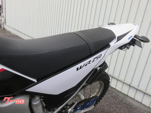 ヤマハ WR250R ワイズギア外装キット ZETAパーツ dB