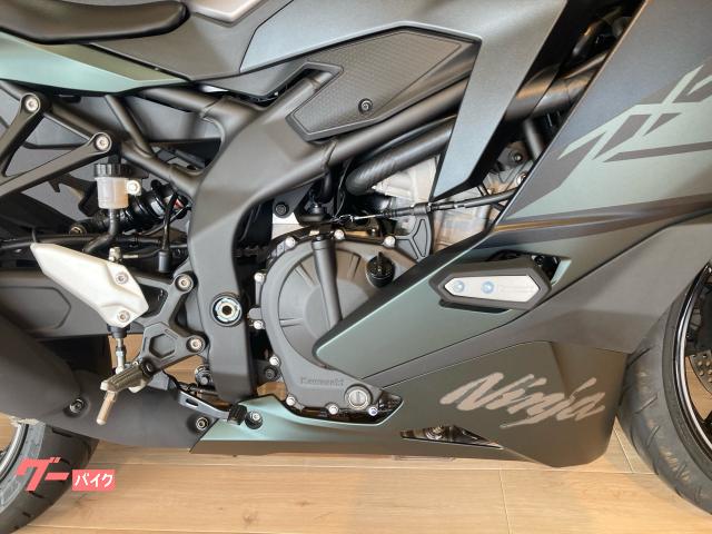 カワサキ Ninja ZX－4R SE ABS ノーマル車 正規
