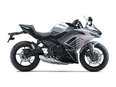 カワサキ　Ｎｉｎｊａ　６５０