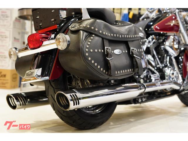 2002年 FLSTC ヘリテイジソフテイル　マフラー maxresdefault.jpg