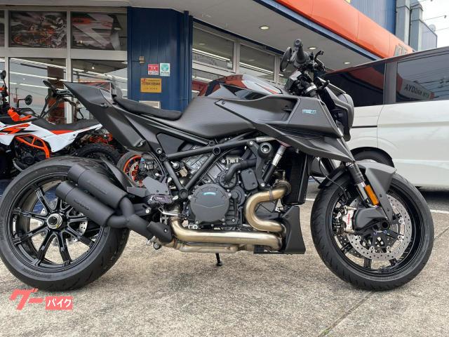 １２９０スーパーデュークＲエボ　ＢＲＡＢＵＳ　１３００Ｒ　６年保証　ＧＰ４ＲＸキャリパー　エヴォテックスライダー　カーボンスイング
