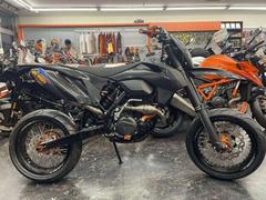 ＫＴＭ　２５０ＥＸＣ−Ｆ　２０１６　１７インチモタード仕様　ＬＥＤライト　ＦＭＦマフラー