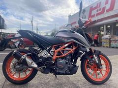 ＫＴＭ　３９０デューク　ハンドガード、ヘルメットロック、ＵＳＢ、エルゴシート