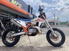 ＫＴＭ　２５０ＥＸＣ　モタードカスタム　グリップハンドル