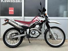 ヤマハ　セロー２５０　インジェクション　ＤＧ１７Ｊ　あずき色　銀リム　チェーン新品　純正リアキャリア　ハンドルライザー