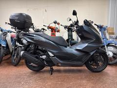 ホンダ　ＰＣＸ１６０ＡＢＳ高速道路走行可トラクションコントロール大型液晶メーターＬＥＤヘッドライトスマートキーＵＳＢ電源付