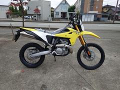 スズキ　ＤＲ−Ｚ４Ｓ