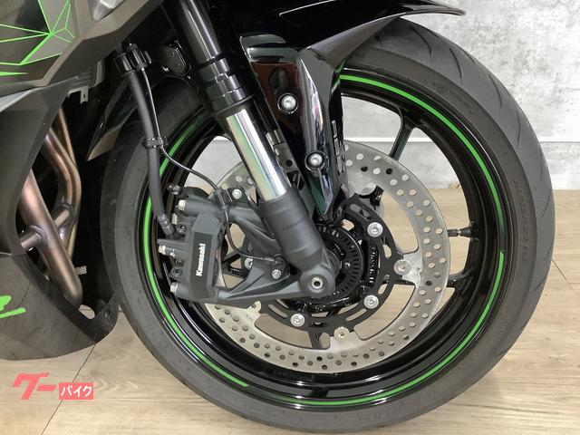 カワサキ Ｎｉｎｊａ ＺＸ－２５Ｒ ＳＥ トリックスター製スリップオン 