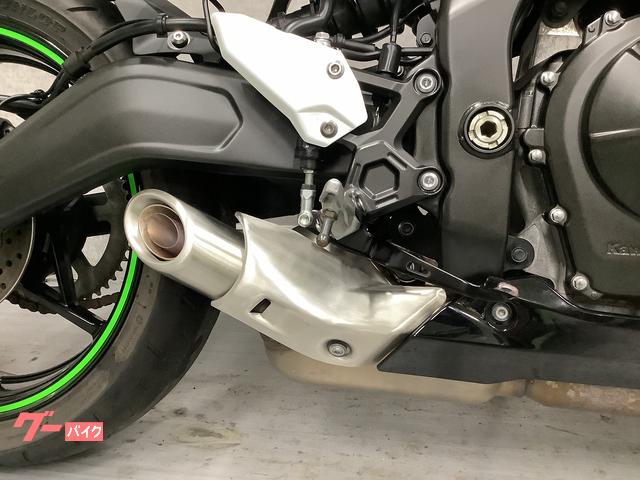 カワサキ Ninja ZX－25R SE マルチバー USB