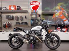 ＤＵＣＡＴＩ　スクランブラーアイコン　ブラック
