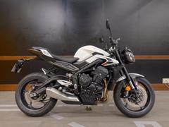 ＴＲＩＵＭＰＨ　ストリートトリプルＲ　登録済み未使用車