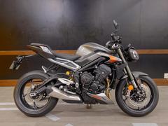 ＴＲＩＵＭＰＨ　ストリートトリプルＲＳ　登録済み未使用車