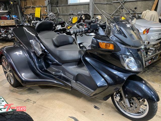 スカイウェイブ６５０トライク