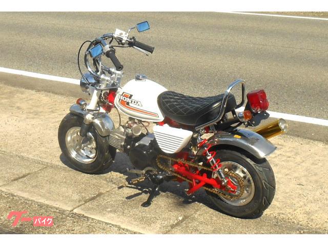 ホンダ　モンキー　4L ホンダ モンキー 4Lモンキー仕様 車高短仕様 新品パーツ多数取り付け