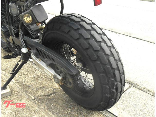 ヤマハ TW200E ダウンマフラー フラットシート｜Custom