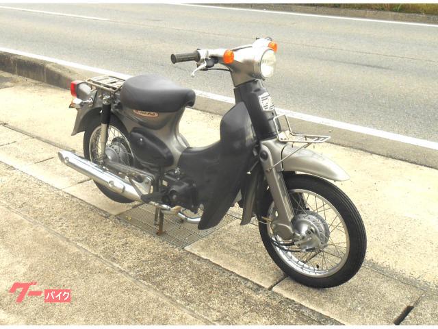 リトルカブ　インジェクション　前後タイヤ、バッテリー新品　足付きの良いリトルです