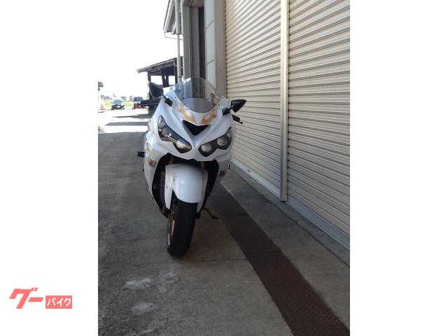 カワサキ Ninja ZX－14 オーリンズリアショック スライダー
