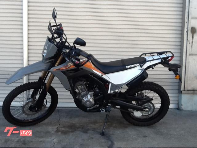 ＣＲＦ２５０Ｌ　ＺＥＴＡナックルガード　リアキャリア　ＵＳＢ電源　低走行５９６５ｋｍ　２０２３年式