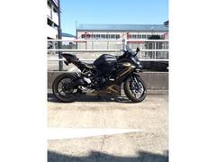 カワサキ　Ｎｉｎｊａ　ＺＸ−２５Ｒ