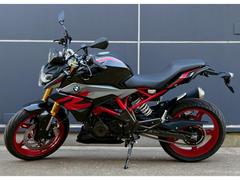 ＢＭＷ　Ｇ３１０Ｒ　２０２５年モデル　認定中古車　グレナイトグレーメタリック　　シート高７８．５ｃｍ