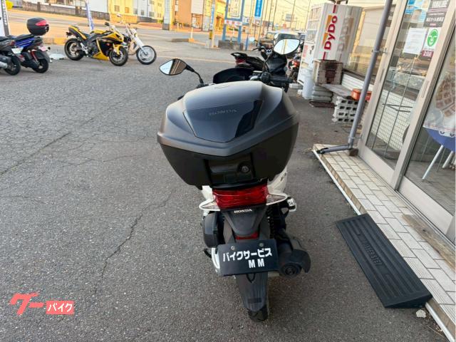 PCX150 kf18 ワンオーナー ホンダ PCX150 KF18 リアボックス付き ワンオーナー｜バイク