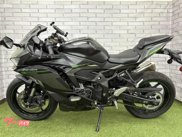 E.R☆★出品 カワサキ Ninja ZX－4R SE マウントバー一体型USB電源と
