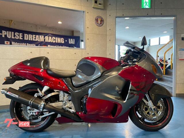 ＧＳＸ１３００Ｒハヤブサ　ヨシムラフルエキゾースト／ヨシムラ２４Ｌビックタンク　バックステップ他多数