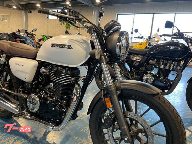 HONDA GB350 タンク ボルト折れ マットパールグレアホワイト HONDA GB350 タンク ボルト折れ マットパールグレアホワイト