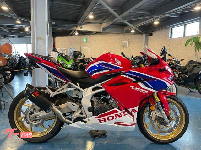 ＣＢＲ２５０ＲＲ　アクラポサイレンサー　クイックシフター