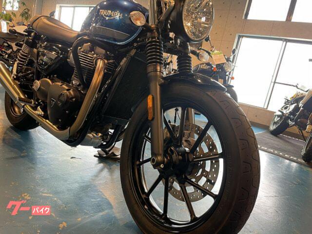 TRIUMPH バイク用
純正バーエンドミラー シルバー 240309_SPEED400_01-02-720x480.jpg