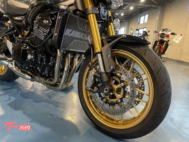 カワサキ Z900RS SE OHLINSサスペンション Brembo