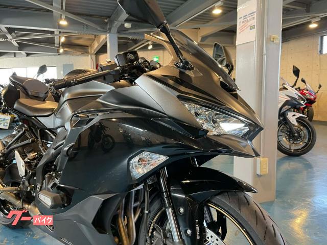 カワサキ Ninja ZX－25R AKRAPOVICサイレンサー