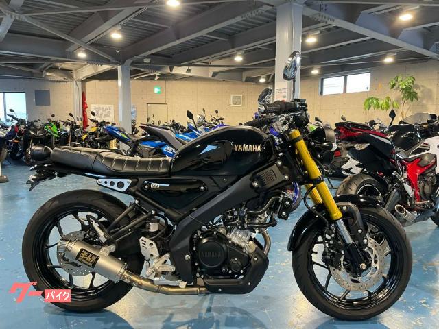YAMAHA XSR155 ヨシムラマフラー付きその他カスタム多数 ヤマハ XSR155 逆車 2015年式モデル カスタムハンドル