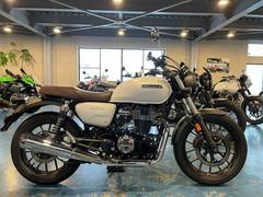 ホンダ　ＧＢ３５０　低走行　人気のマットパールグレアホワイト