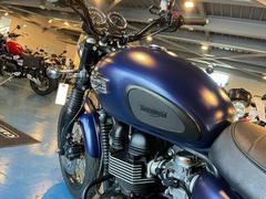 ＴＲＩＵＭＰＨ　スクランブラー　空冷スクランブラー最終　希少なマットブルー