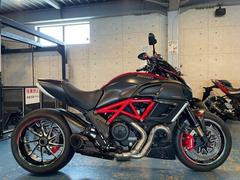 ＤＵＣＡＴＩ　ディアベル　カーボン　ＥＴＣ・ナビ付き　カスタムマフラー　ｃａｒｂｏｎハンドル他