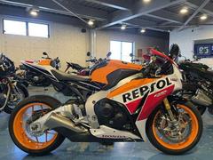 ホンダ　ＣＢＲ１０００ＲＲ　前後オーリンズ標準装備　２００台限定　Ｃｈａｍｐｉｏｎ　Ｓｐｅｃｉａｌ　９３