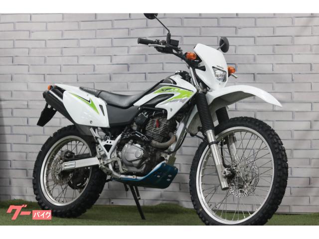 ＸＲ２３０　最終モデル　前後タイヤ新品